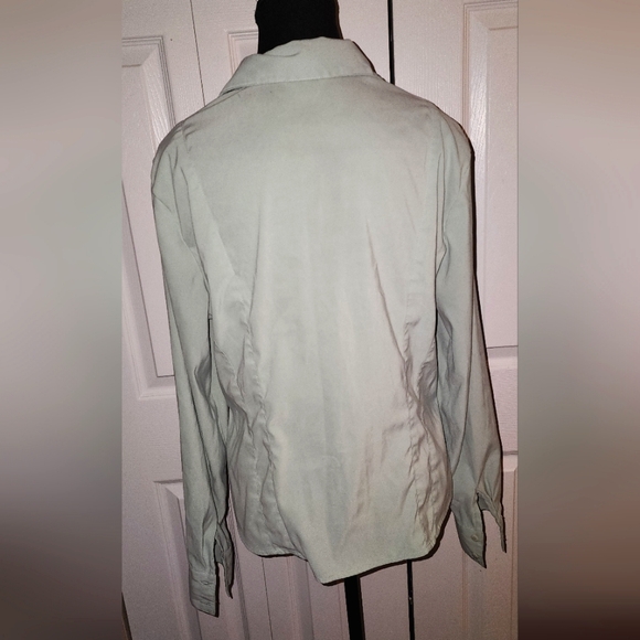 Mint green button up shirt - Picture 2 of 2